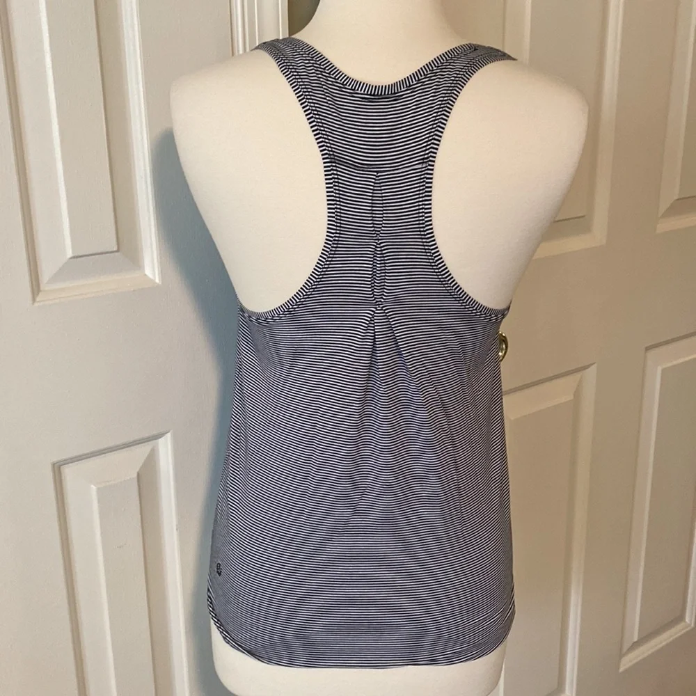 Lululemon Striped Black and White Tank Top Size 4 in EUC
